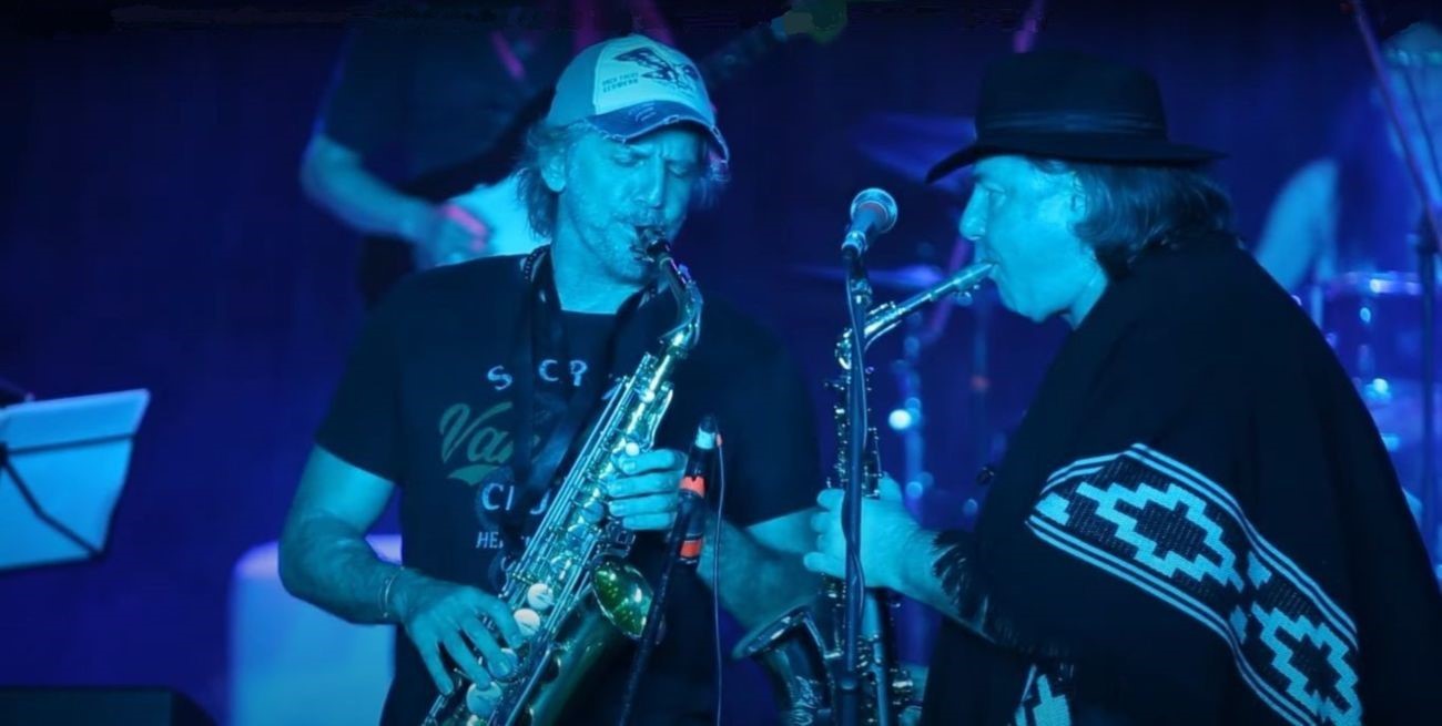 Dejaron la puerta abierta y Facundo subió