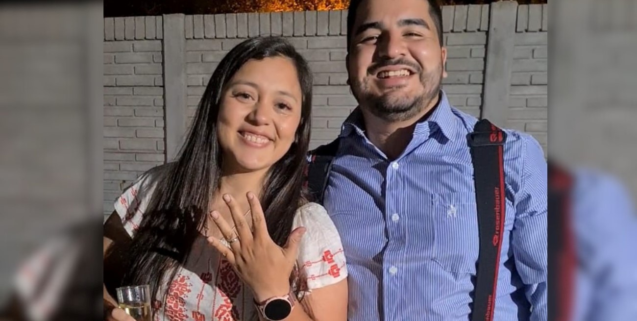 Video: un bombero roldanense le propuso matrimonio a su pareja luego de un incendio