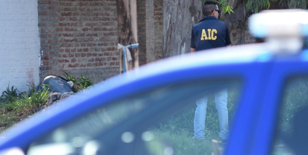 Condenado por una ejecución en la vía pública y a plena luz del día