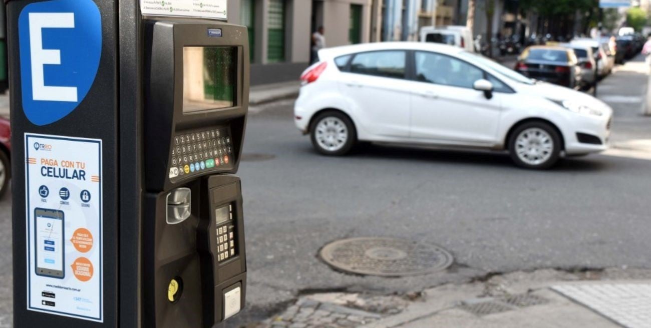 Aumentó un 125 % el estacionamiento medido en Rosario: cómo quedan las tarifas