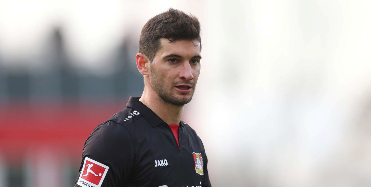 Lucas Alario fue presentado en Internacional de Porto Alegre