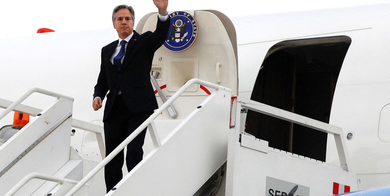 Visita "crucial": Blinken recorrerá cinco países árabes, Cisjordania e Israel