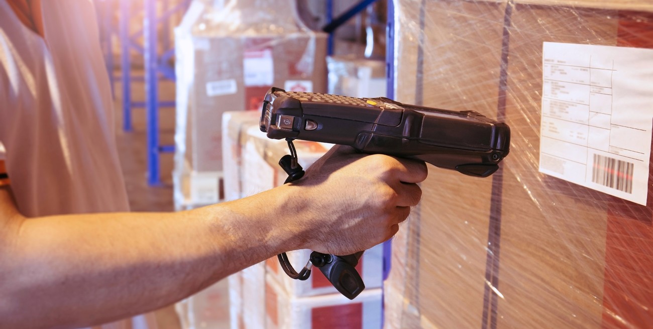 Fijaron cambios en el impuesto PAÍS para favorecer exportaciones desde zonas francas