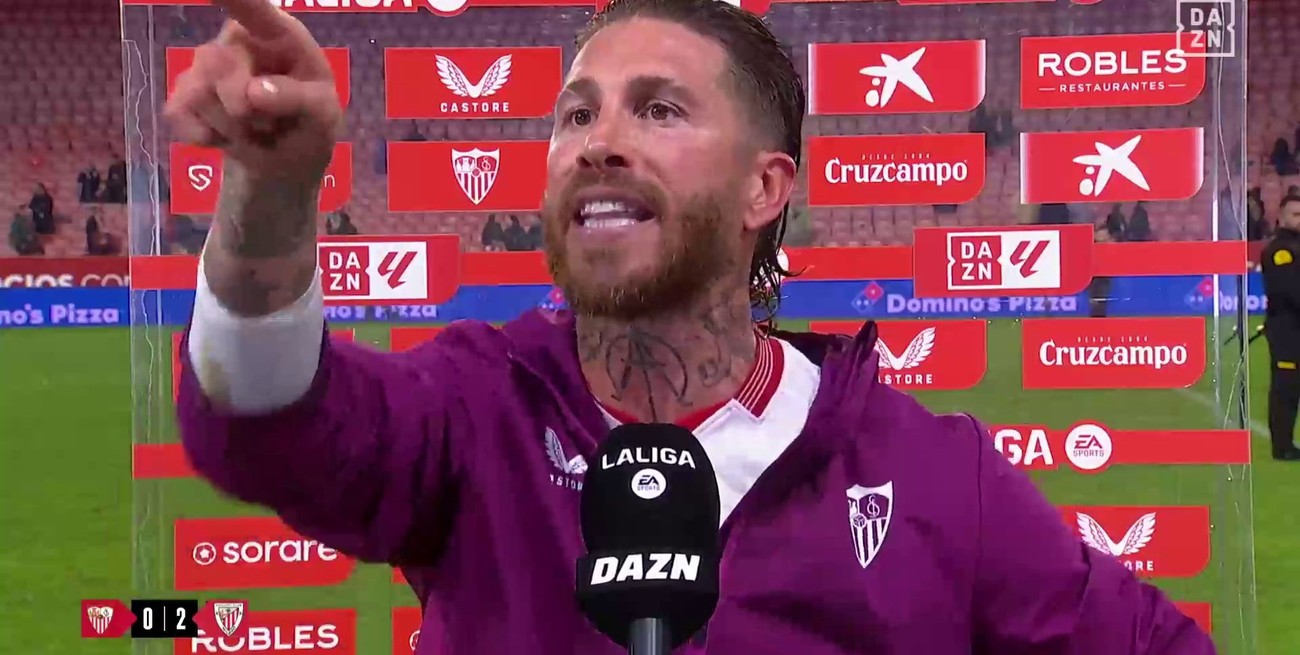 El "andá pa' allá, bobo" versión española: Sergio Ramos se enojó con un hincha en plena entrevista
