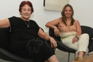 Liria Bianco y Florencia Maresca. Crédito: Manuel Fabatía.