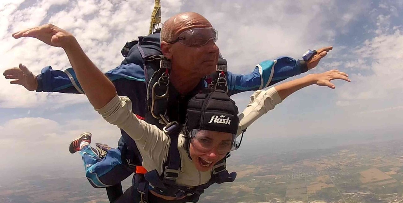 El Club de Paracaidistas de Santa Fe es un referente en el cielo argentino