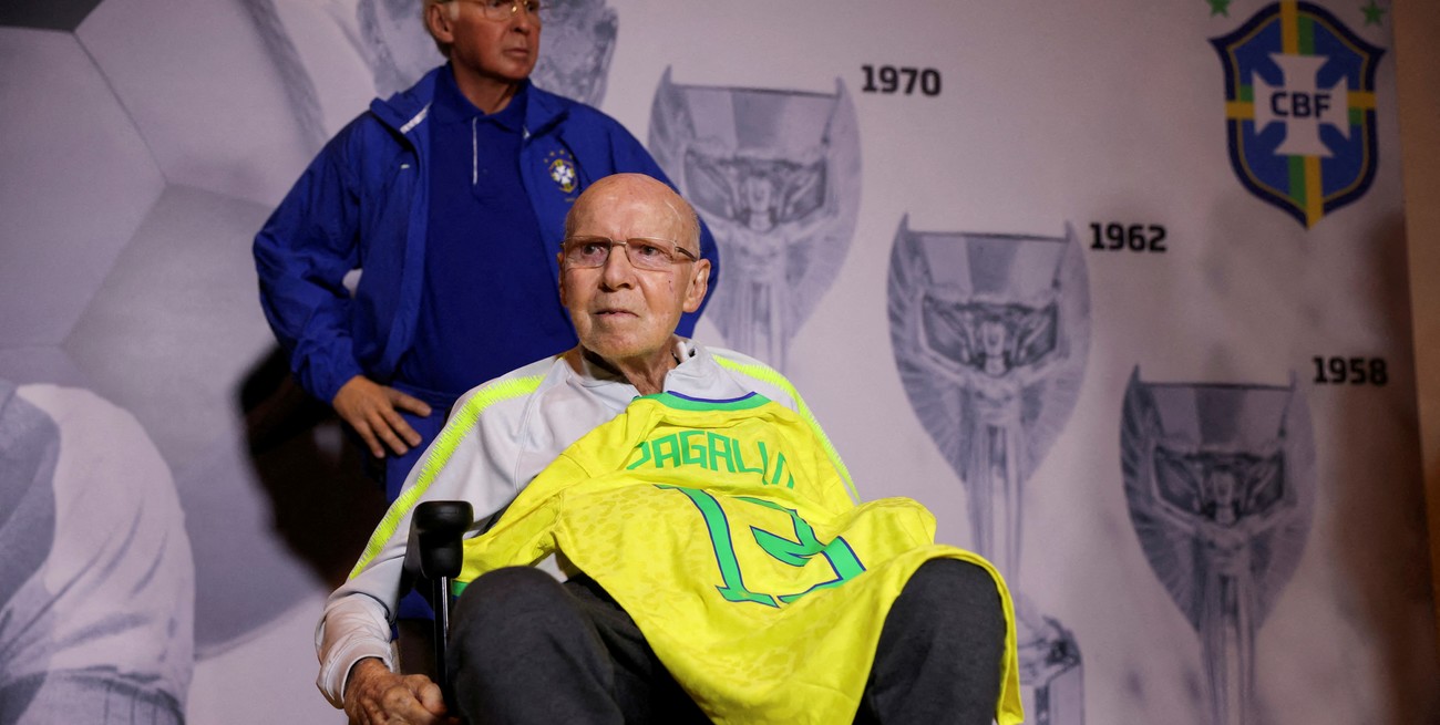 Lula decreta tres días de luto por la muerte de Zagallo, DT campeón del mundo en 1994