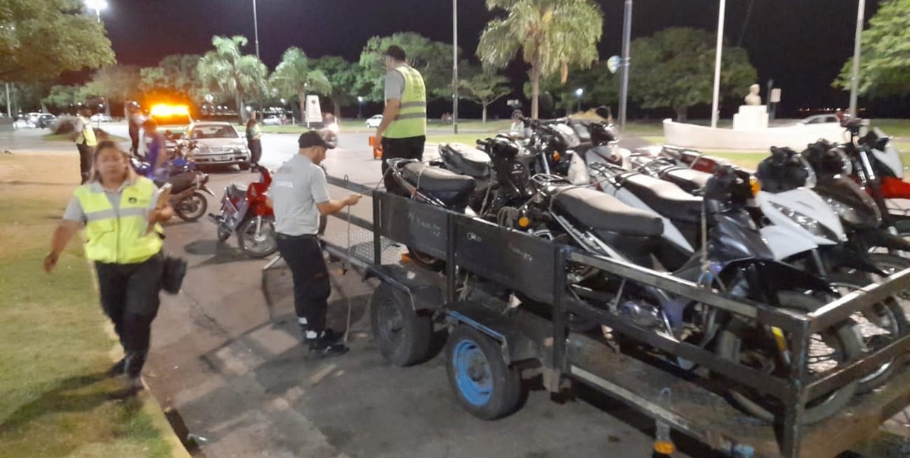 Golpearon a un inspector municipal durante un control en la Costanera