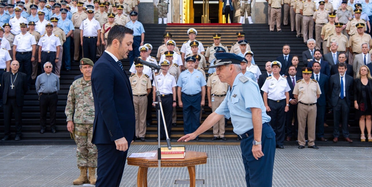 Petri puso en funciones al nuevo Jefe de Estado Mayor de las Fuerzas Armadas