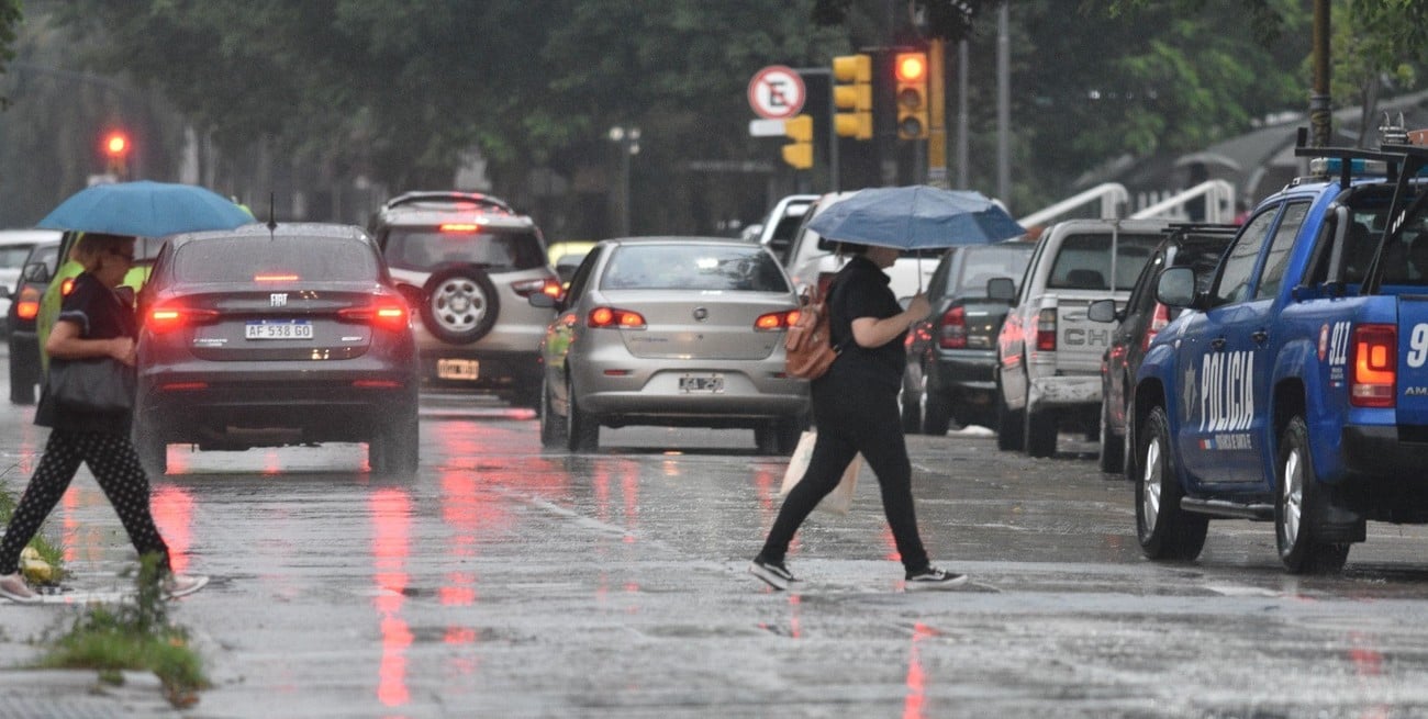 Mañana de lluvia: qué dice el pronóstico este martes en la ciudad de Santa Fe