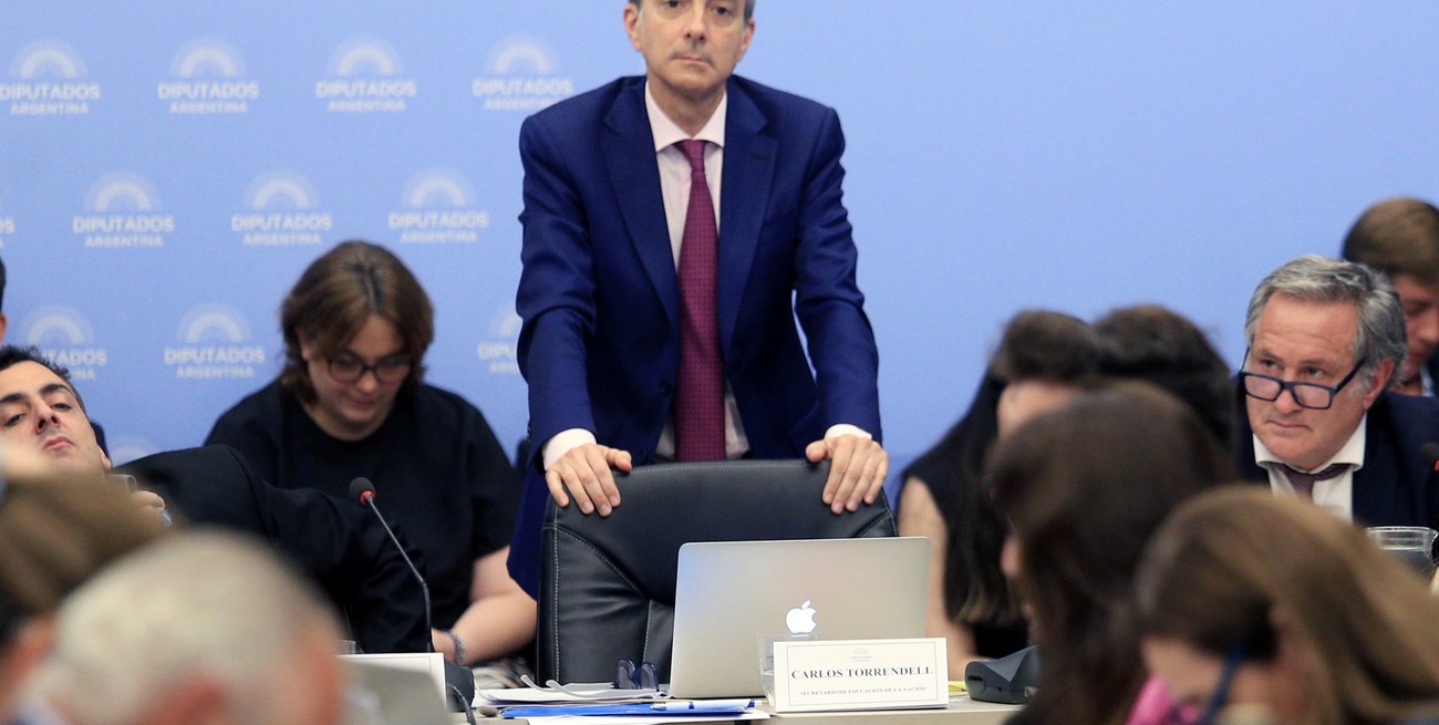 Conflicto con Universidades: Torrendell, designado para negociar y acusado de "desinformar"
