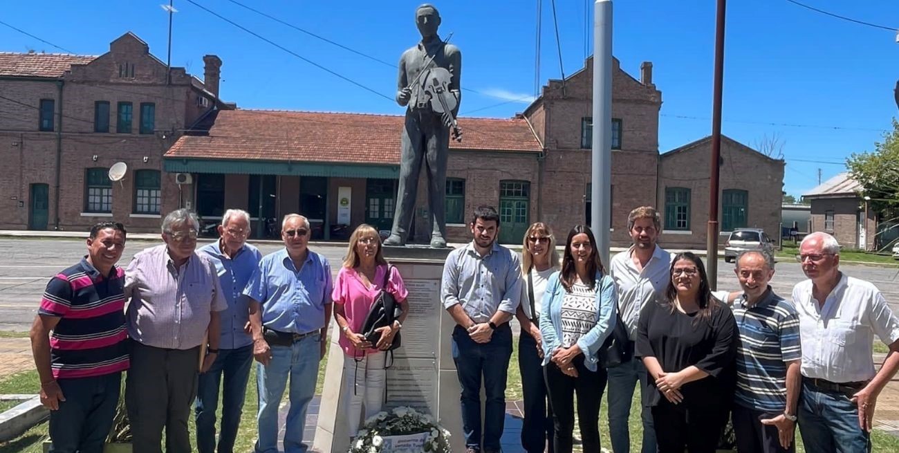 Conmemoraron a Cayetano Alberto Silva: maestro de música y creador de la marcha de San Lorenzo