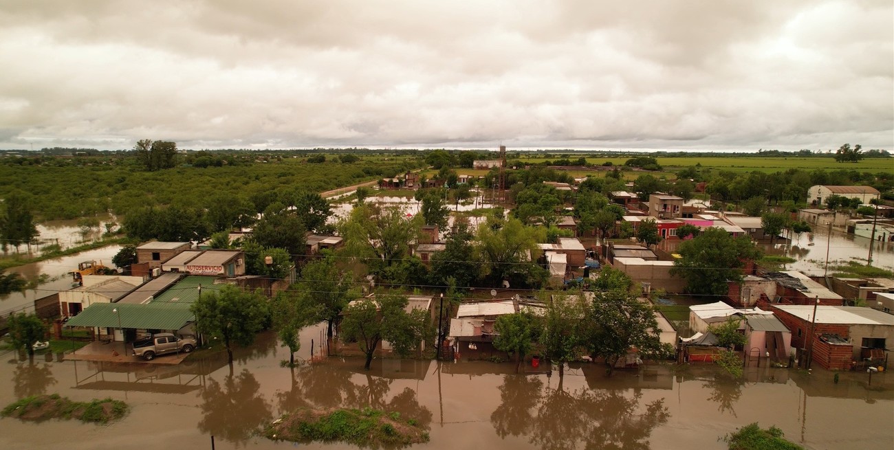 Video: crece la alerta en el norte santafesino por el desborde del arroyo El Rey