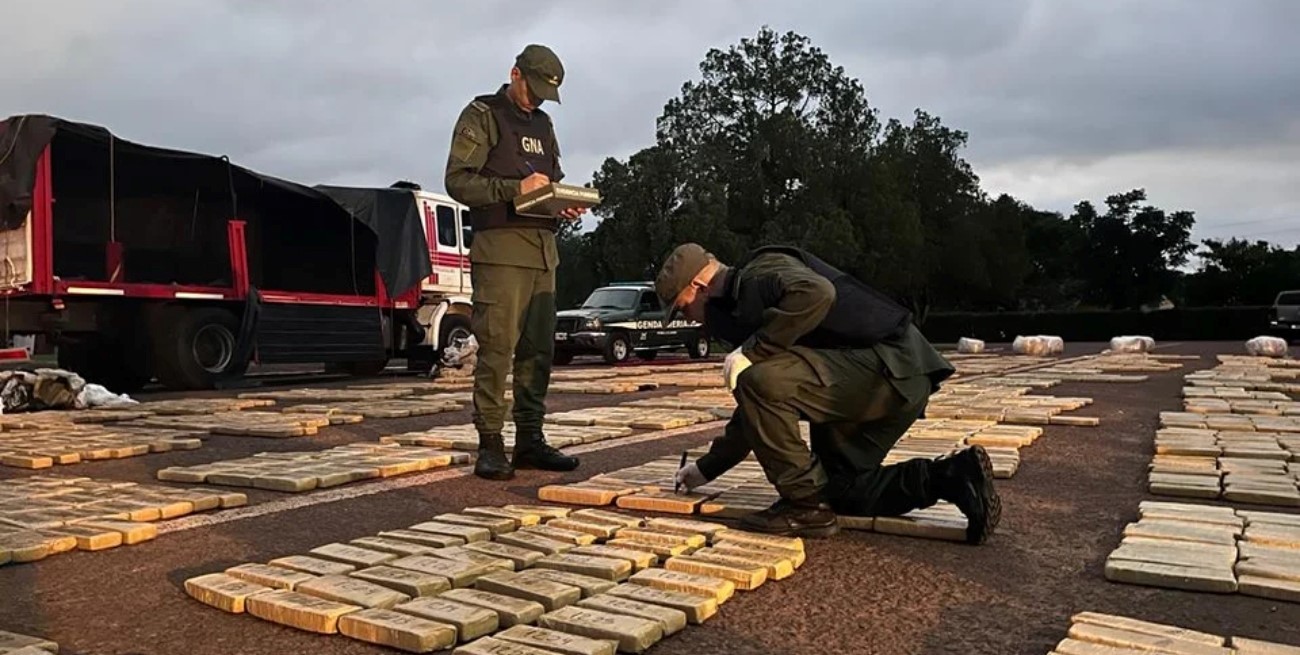 "Peso pesado": secuestraron más de 2.800 kilos de marihuana ocultos en un camión