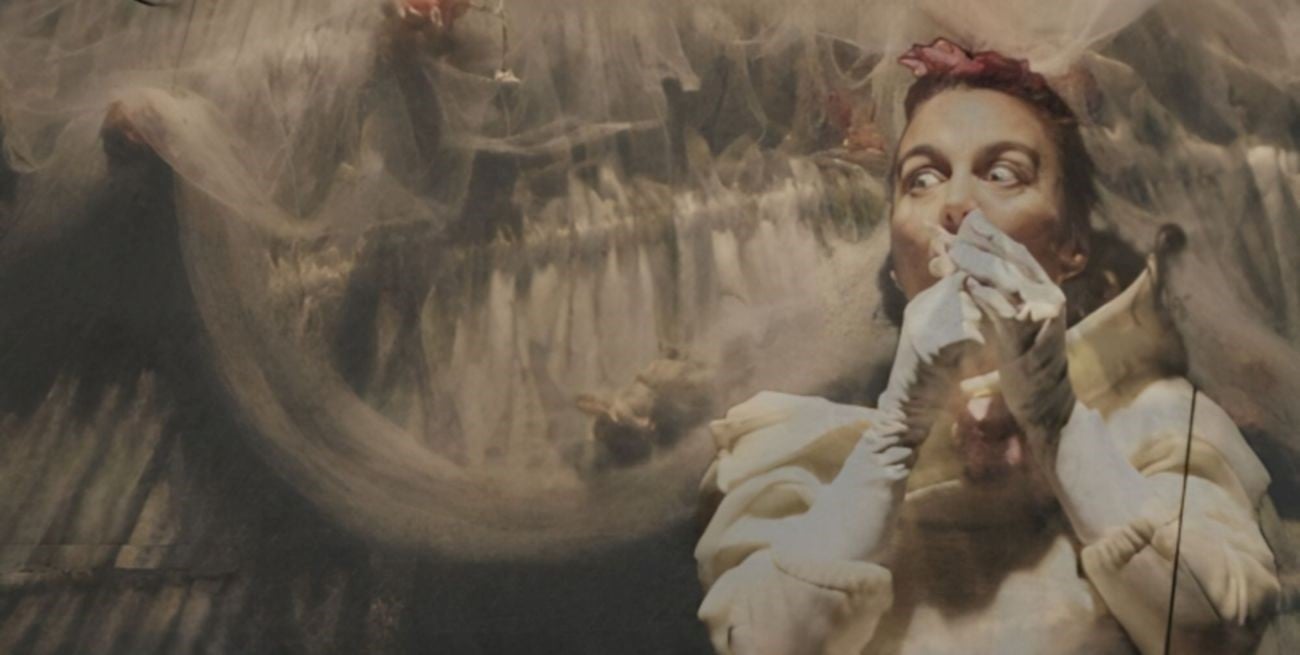 "Gordas": la (auto) violencia silenciosa 