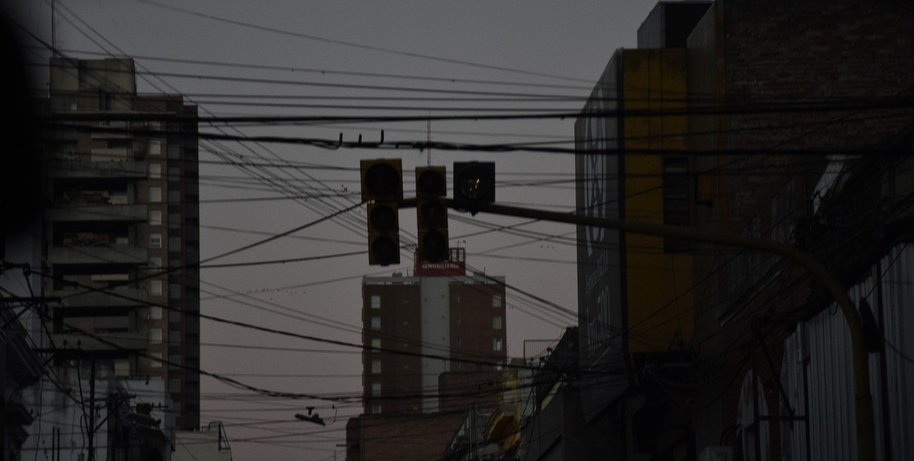 Un corte de luz afecta a varios barrios de la zona norte de la ciudad de Santa Fe