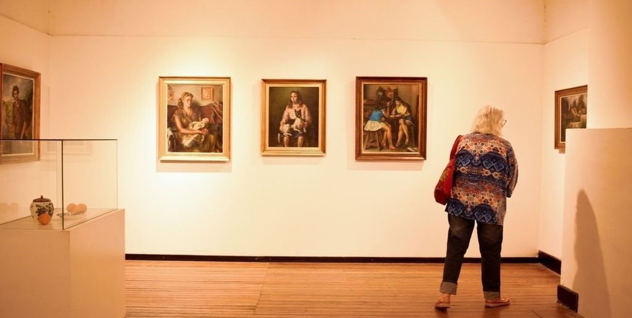 Vecinos de Funes disfrutan de la muestra de Gustavo Cochet en el Museo Murray
