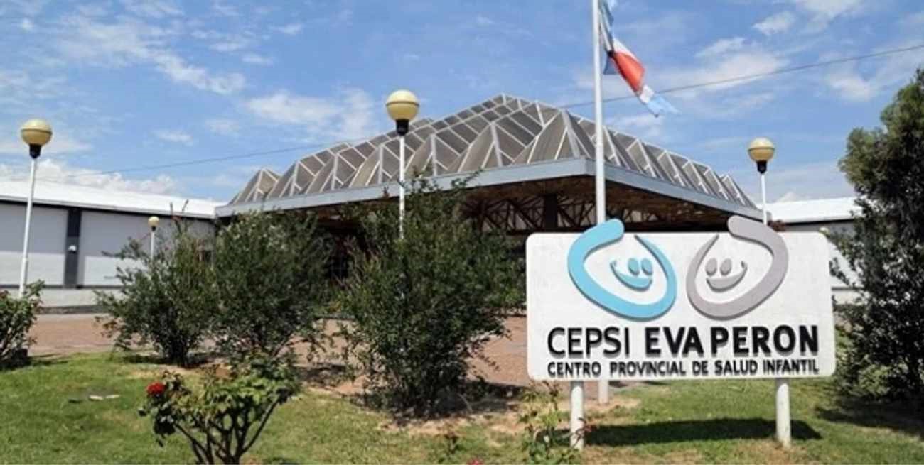 Intentó incendiar el auto de su ex y le causó graves quemaduras a su bebé