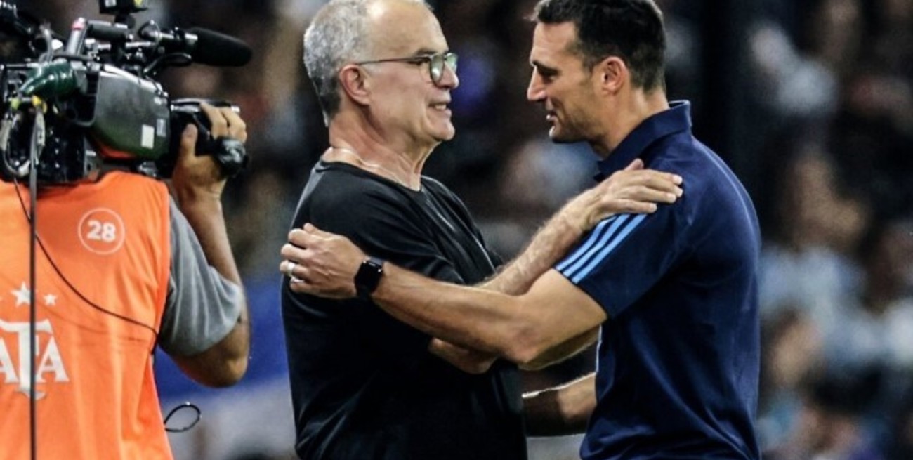 Argentina podría medirse nuevamente con el Uruguay de Bielsa en la gira por China