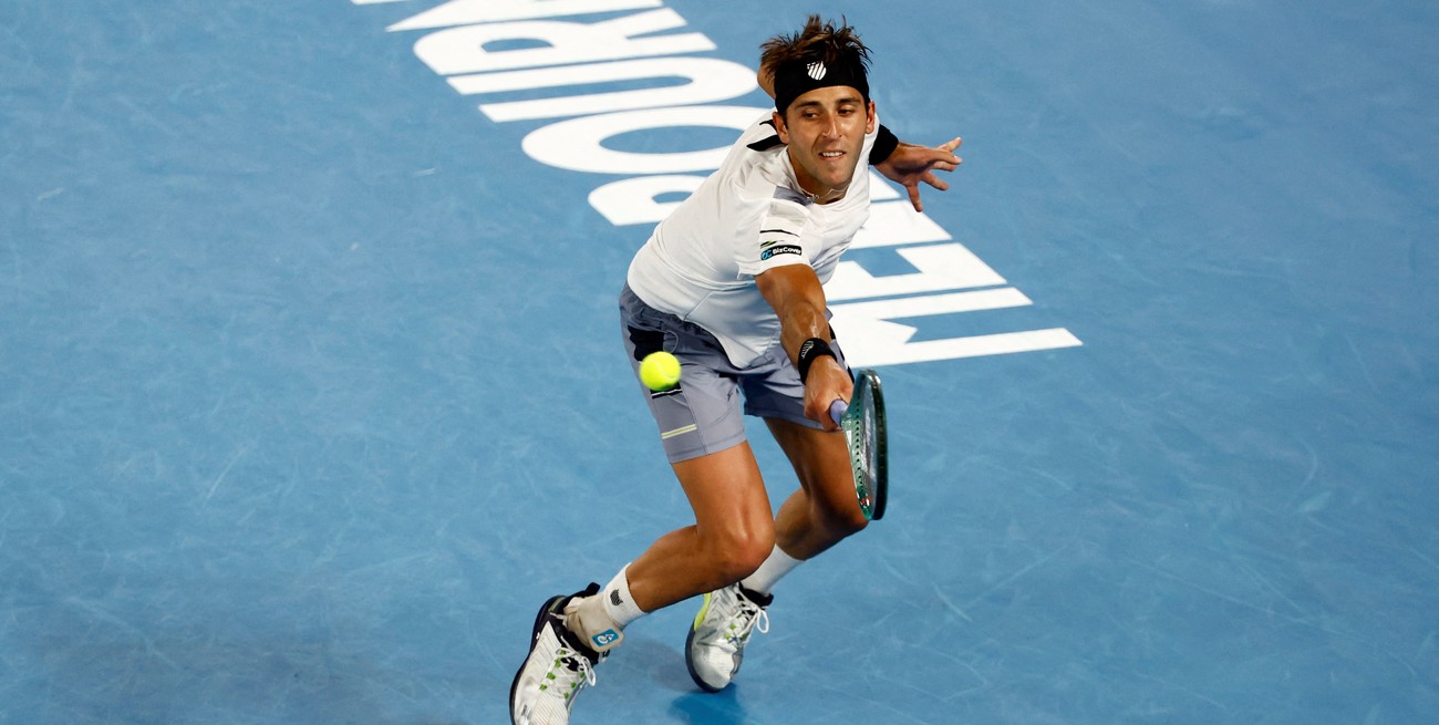 El Abierto de Australia se quedó sin argentinos: Etcheverry no pudo con Djokovic