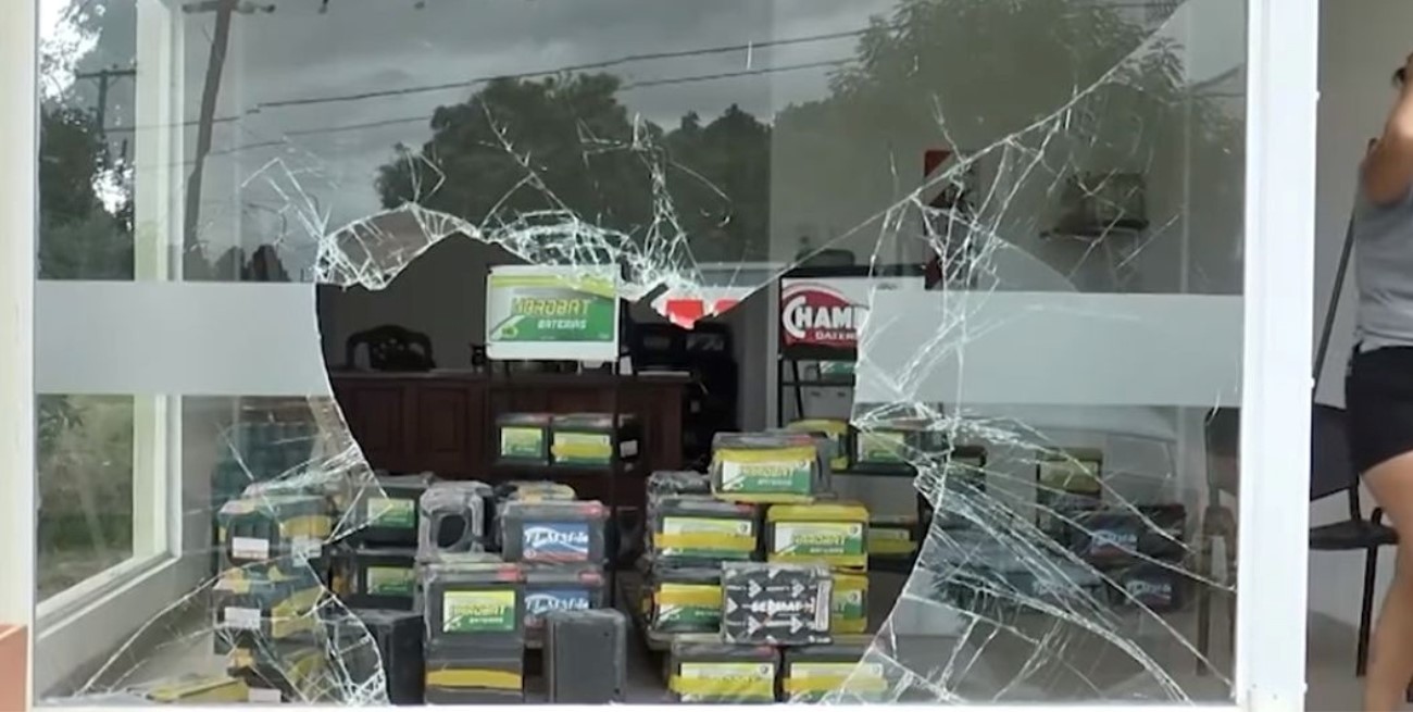 Vandalizaron un negocio de venta de baterías