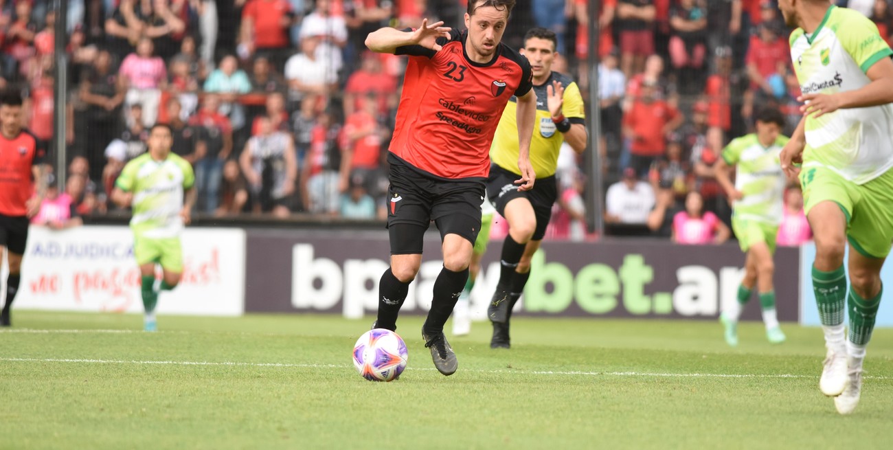 Es oficial: Bernardi volverá a jugar en Colón