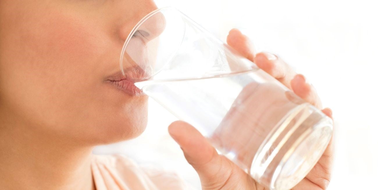 La importancia de la hidratación: mitos y verdades sobre la cantidad de agua que el cuerpo necesita diariamente