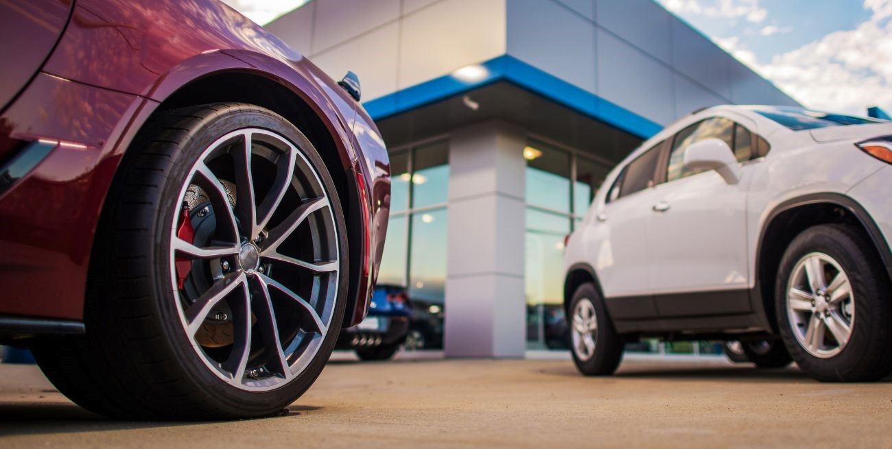 Cambios fiscales: impuestos más bajos para autos y motos de alta gama