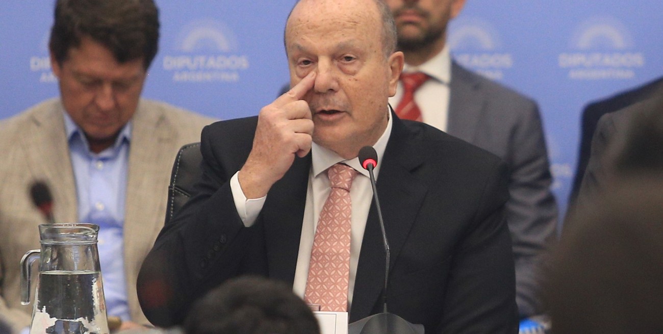 Milei echó a Guillermo Ferraro, ministro de Infraestructura 