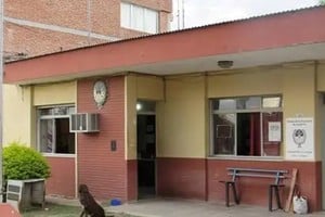Durante su detención, el agente permaneció en la comisaría 16 de Recreo.