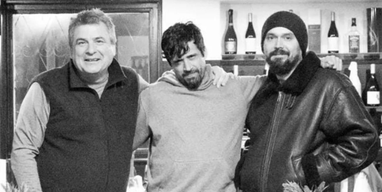 Cantinela: noche callejera, gardeliana y algo más