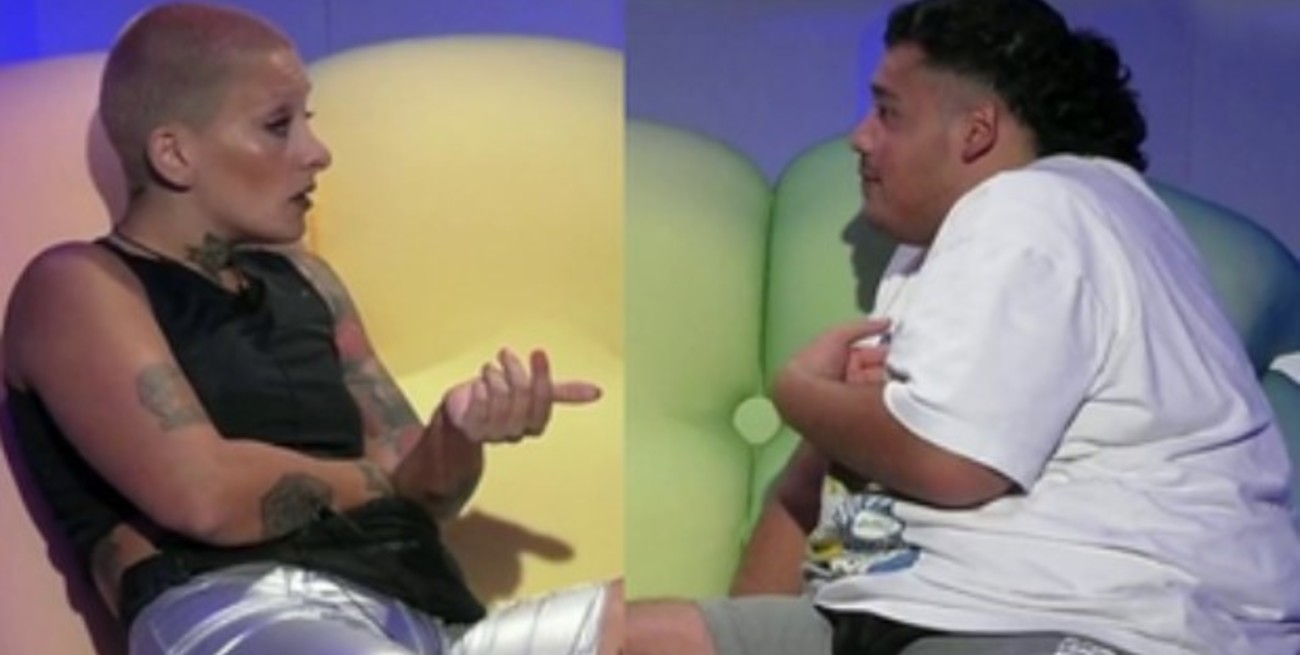 Chino hizo cambios en la placa y la casa más famosa del país está que arde