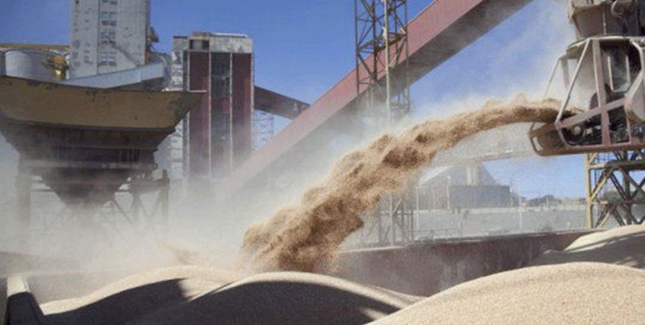 Por una fuerte suba de retenciones la recaudación de enero fue de $ 7,7 billones