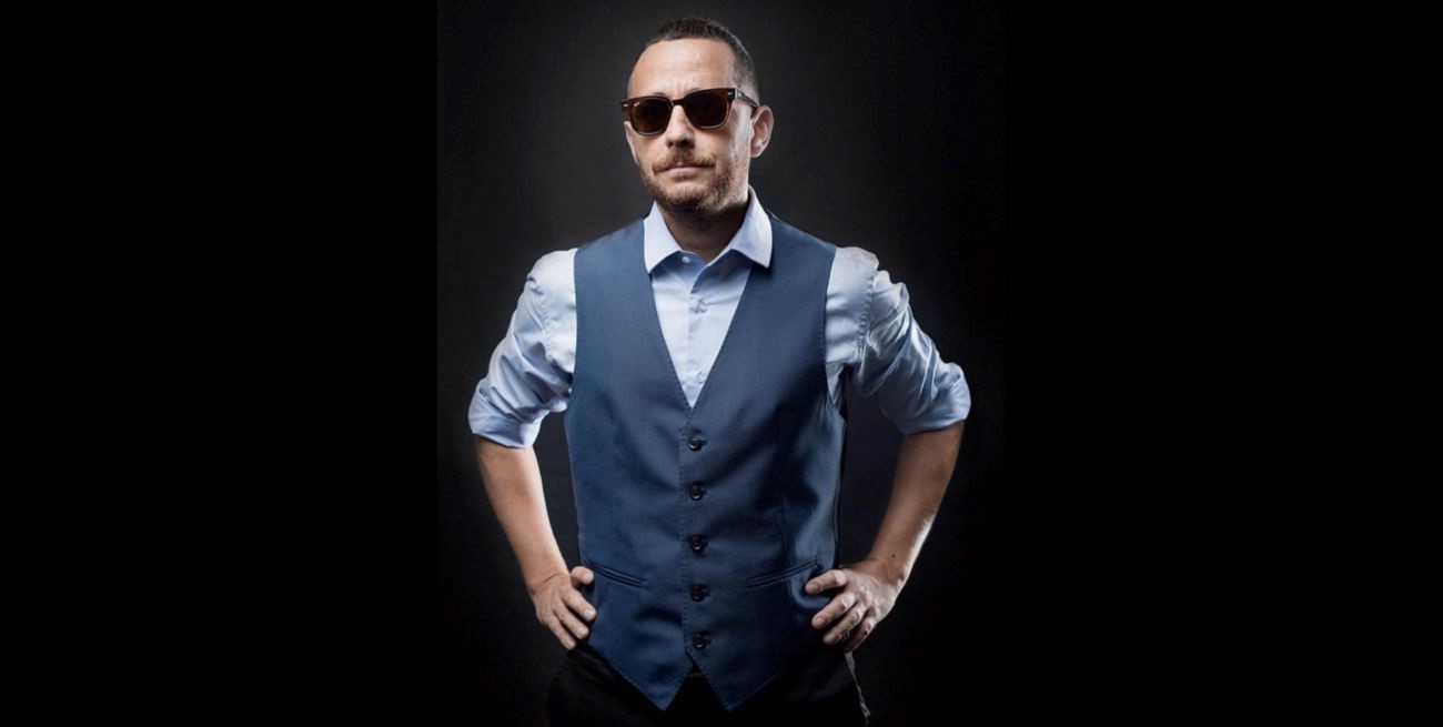 Nicolás Artusi lanza su botella al mar del futuro con la potencia del pasado