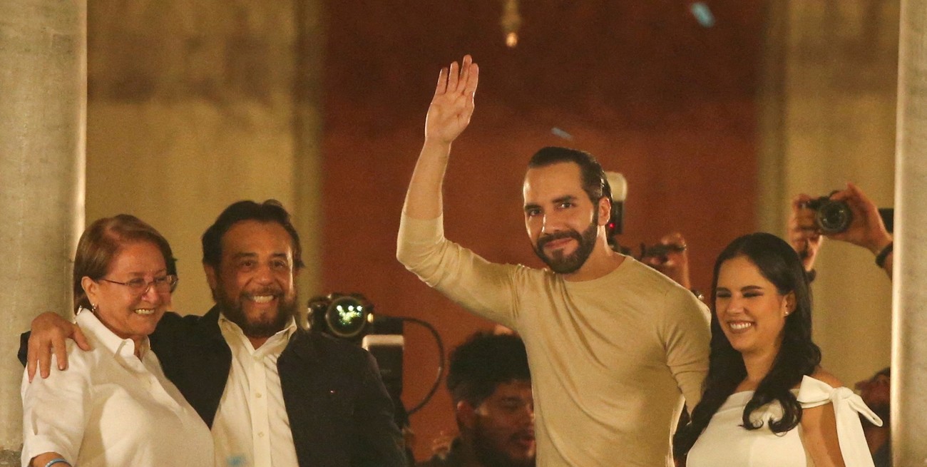 Bukele: "El problema de Argentina es preocupante, sobretodo en Rosario, pero más pequeño que en El Salvador"