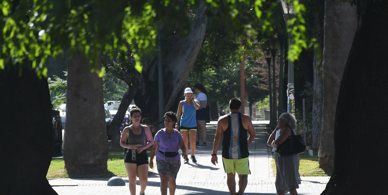 Sigue el calor extremo: Santa Fe, CABA y otras 14 provincias bajo alerta roja