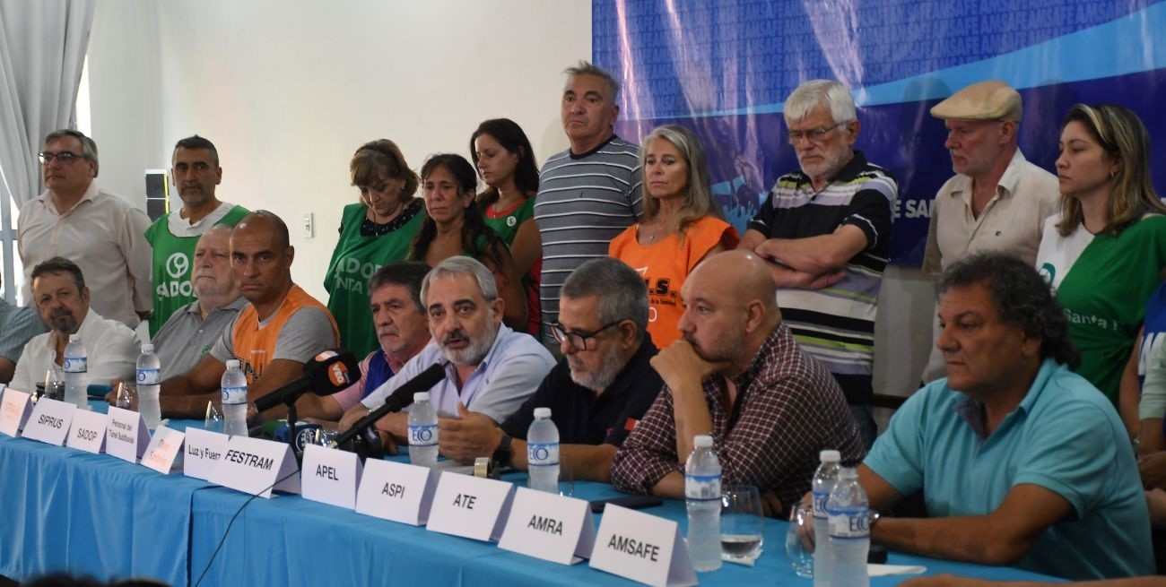 Gremios estatales de Santa Fe se unen para llevar adelante sus reclamos