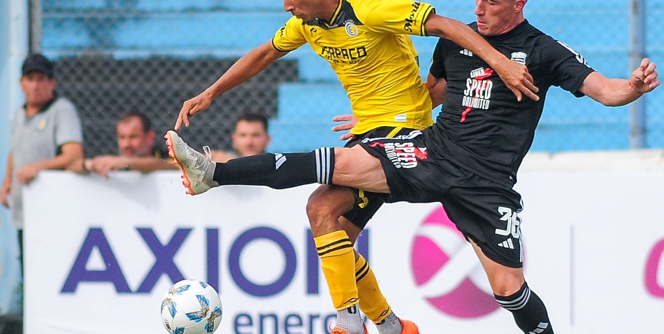 Con un insólito penal sobre la hora, Riestra le ganó a Comunicaciones y avanzó en la Copa Argentina