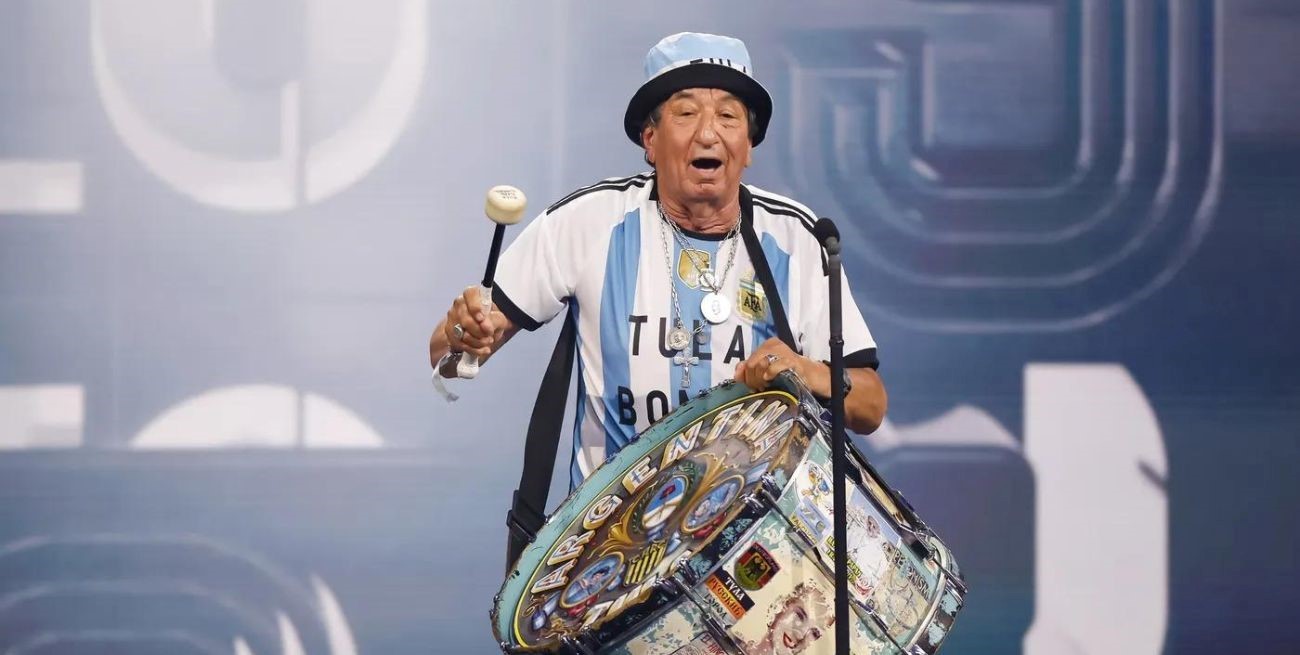 Murió Carlos "El Tula" Pascual, el hincha más famoso de la Selección Argentina