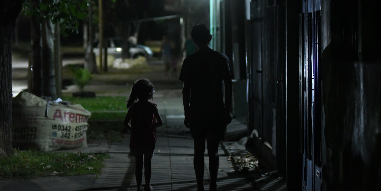 Barrio El Pozo a oscuras: nuevo reclamo por la reparación del alumbrado público