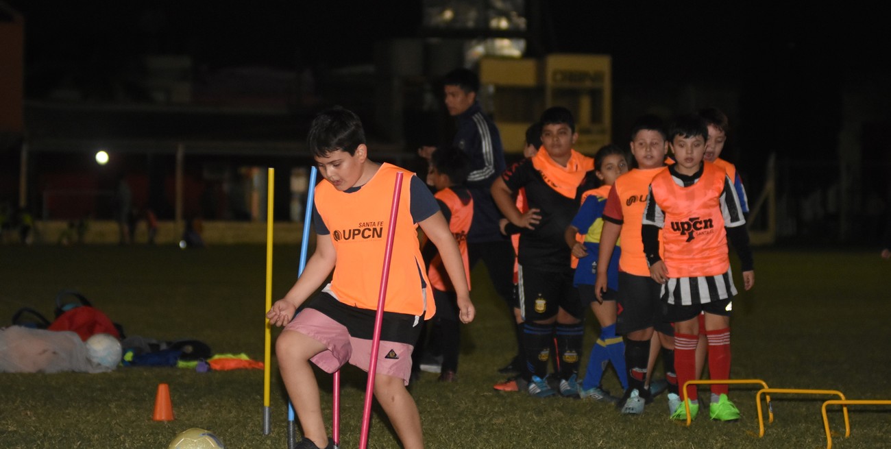 Newell's invita a niños de 4 a 12 años a sumarse a su Escuelita de Fútbol
