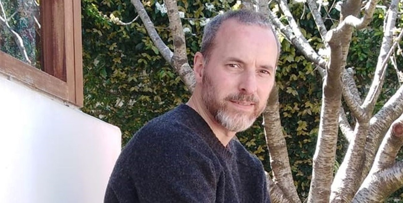 La nube es una flor que arrancó sus raíces