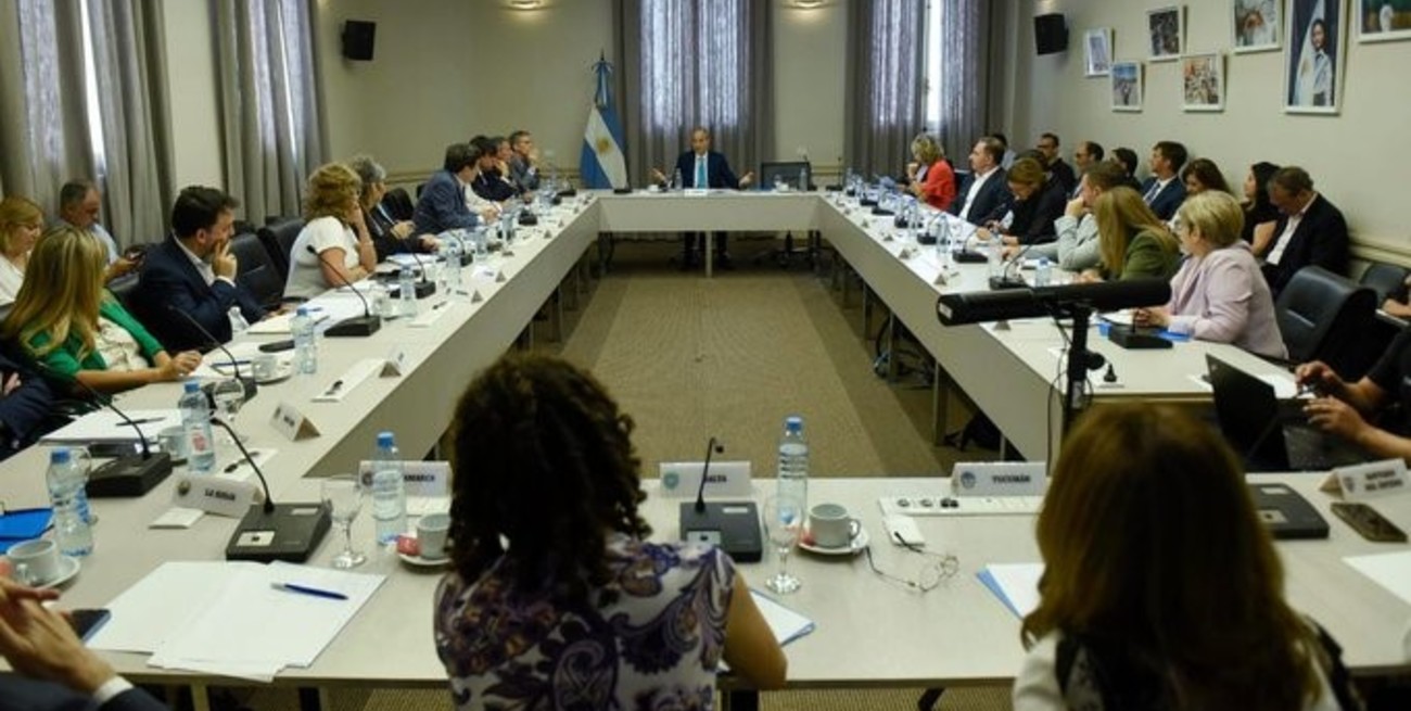 Fuerte reclamo de las provincias al gobierno nacional por fondos adeudados en Educación