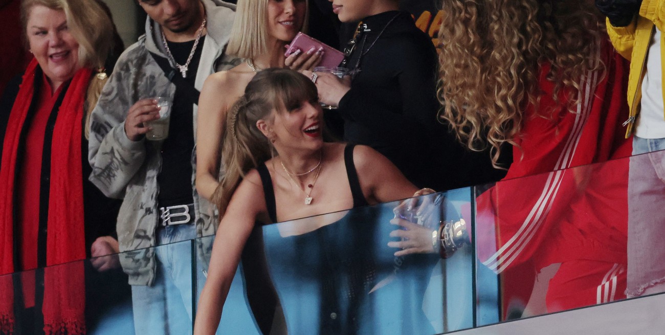 Taylor Swift deslumbra en el Super Bowl con "guiños" a Travis Kelce