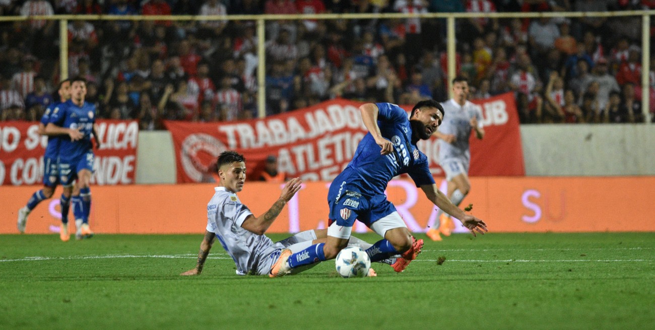 El "Tomba" lo espera a Unión como líder con puntaje ideal 