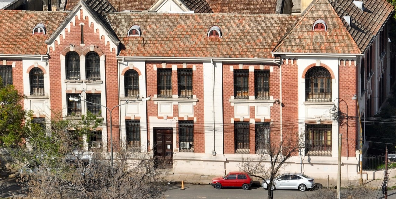 Feroz pelea entre internas de la cárcel de mujeres