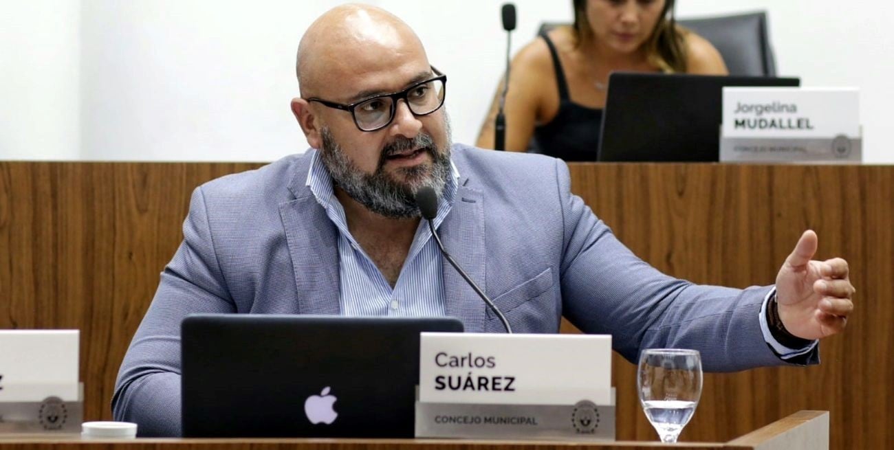 El concejal Carlos Suárez pidió "un marco de realismo para rediseñar el sistema de transporte"