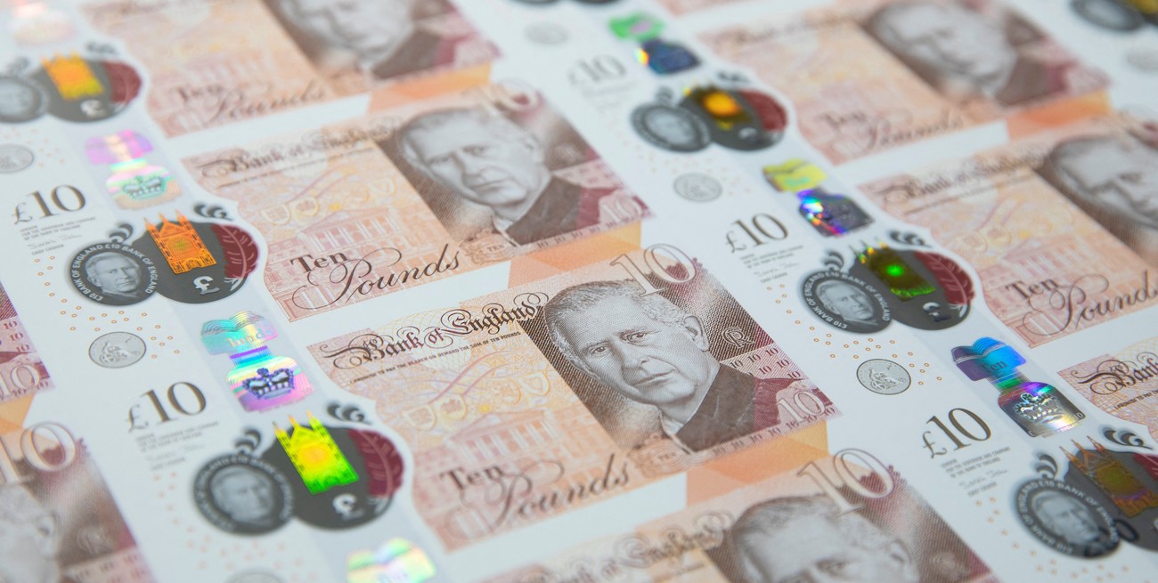 Reino Unido pondrá en circulación billetes con el retrato del rey Carlos III 