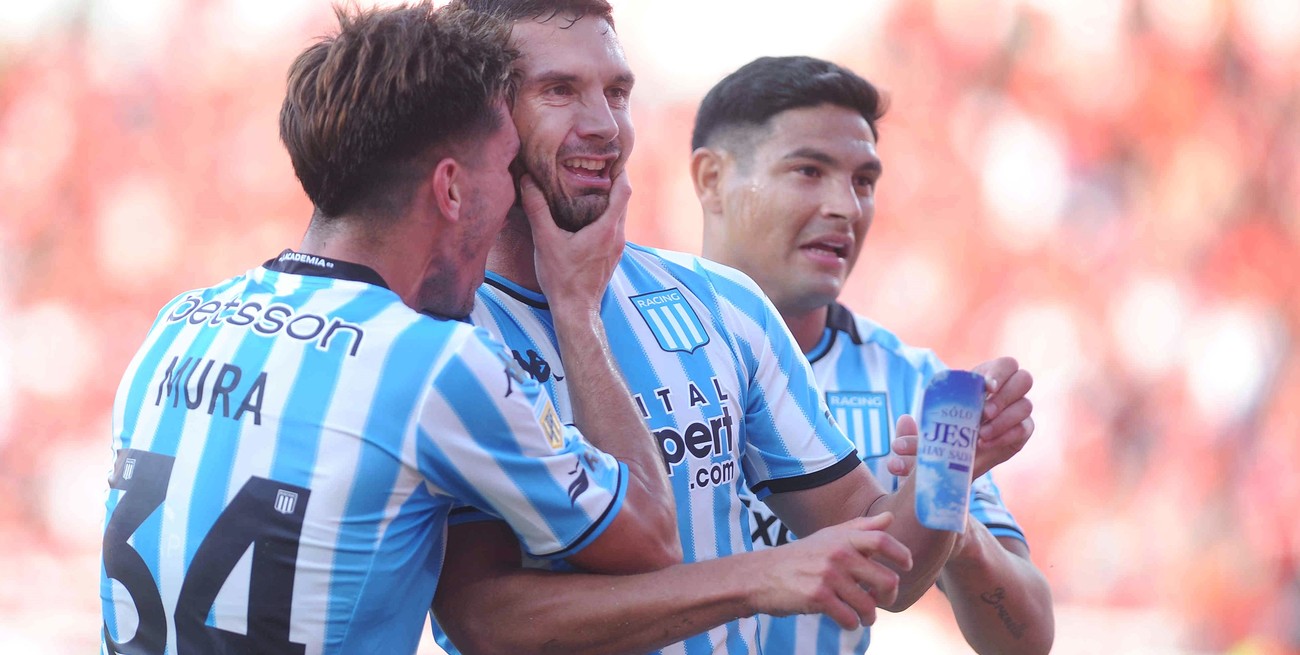Racing le ganó el clásico a un Independiente que peligra su liderazgo de la Zona A