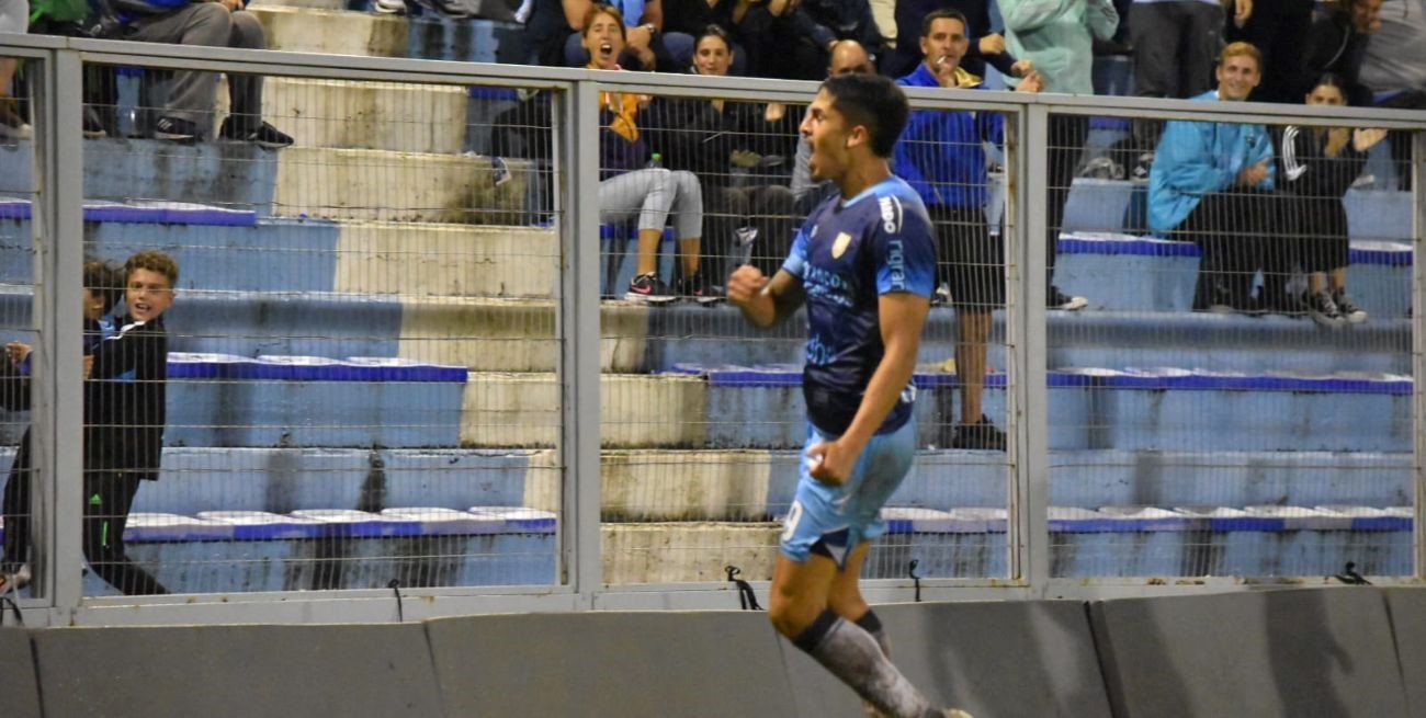 Atlético de Rafaela goleó a Gimnasia de Mendoza